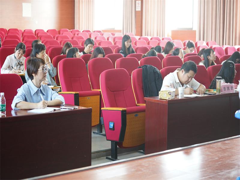 语文学科渗透3.jpg
