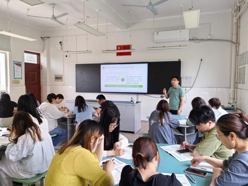 全员导师0502.jpg